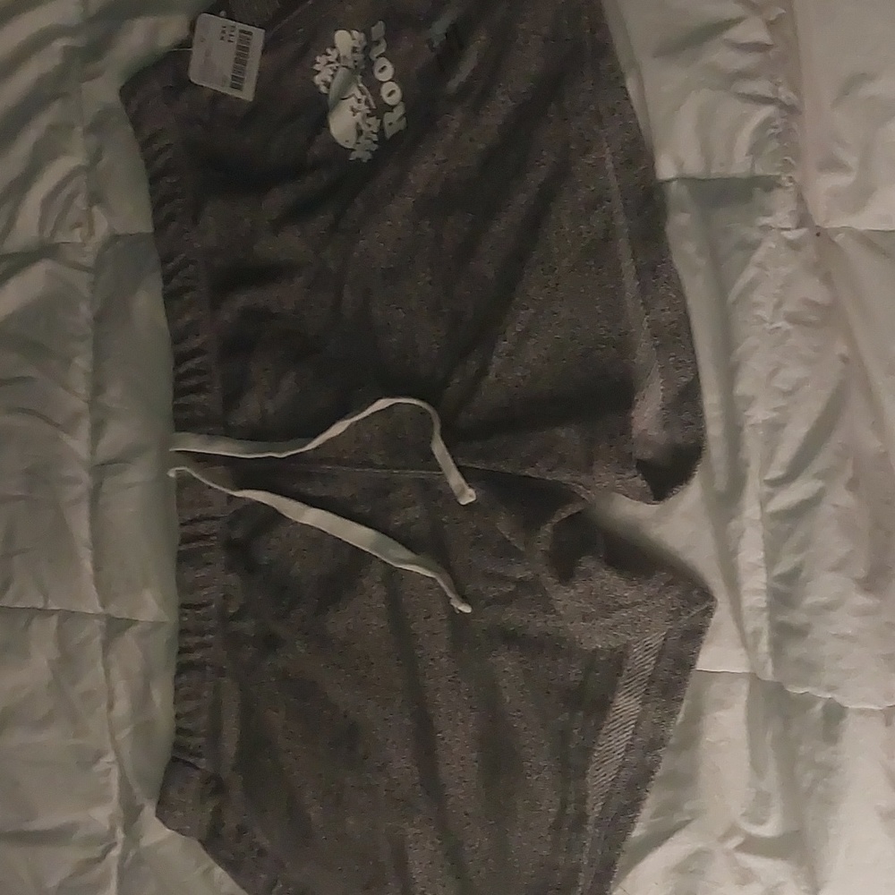 TAGS STILL ON! ROOTS Salt and Pepper Shorts BNWT Size XXL - Picture 2 of 7